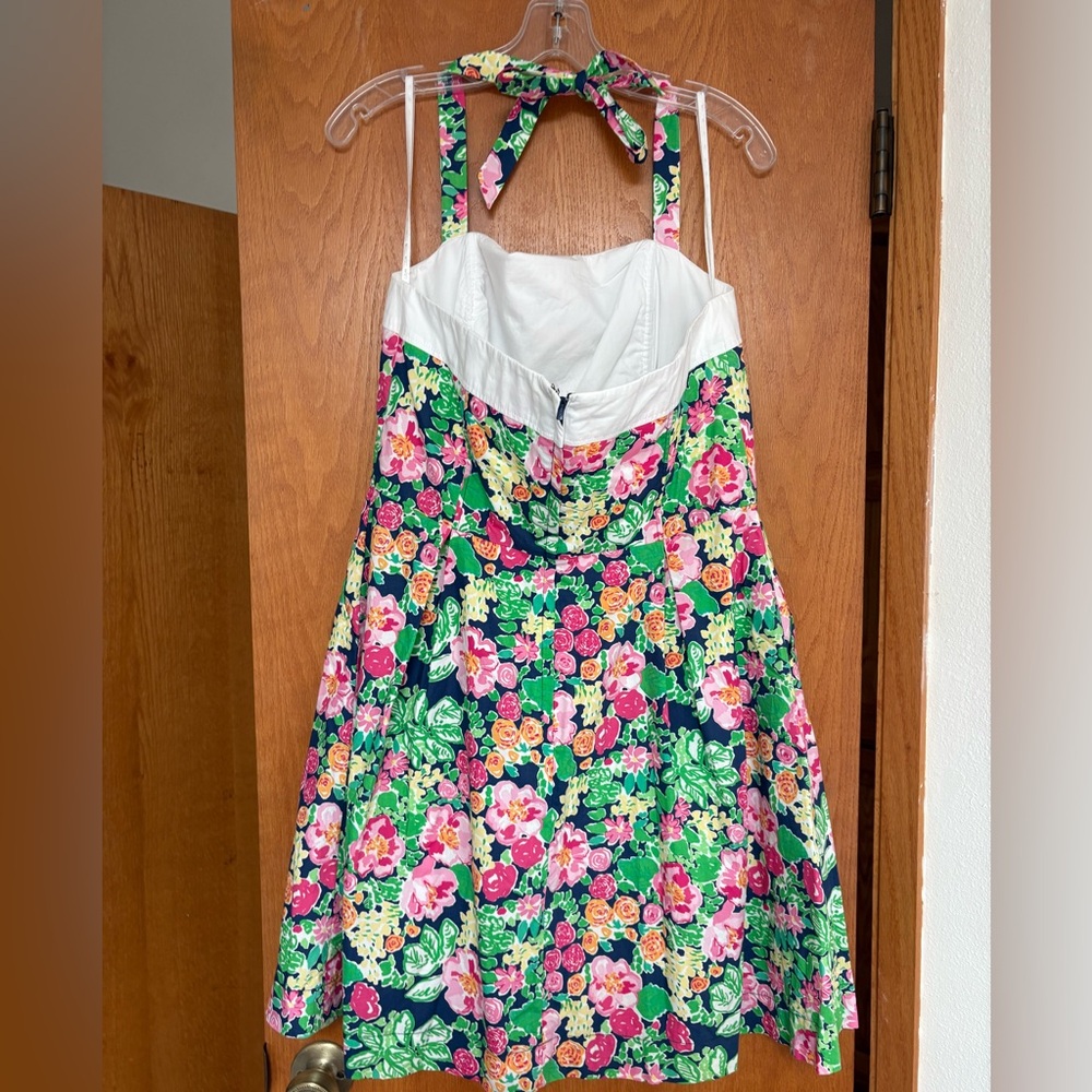 VgUC Lilly Pulitzer Toni halter dress in Multi Getaway Garden 14 - Picture 2 of 5
